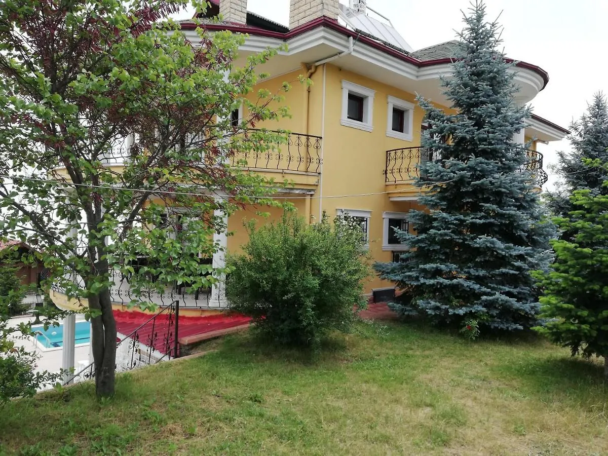Trabzon Manzarali Havuzlu Villa 0*,